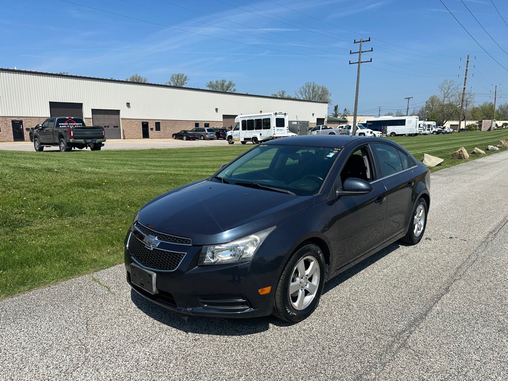 2014 Chevrolet Cruze Image 1