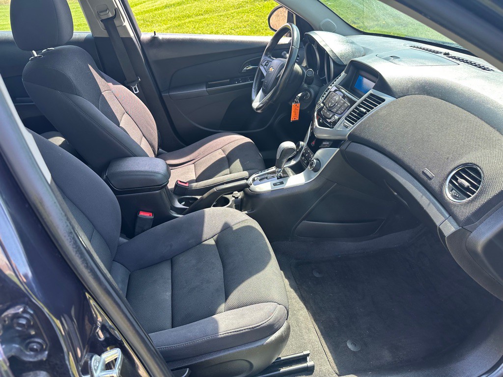 2014 Chevrolet Cruze Image 9