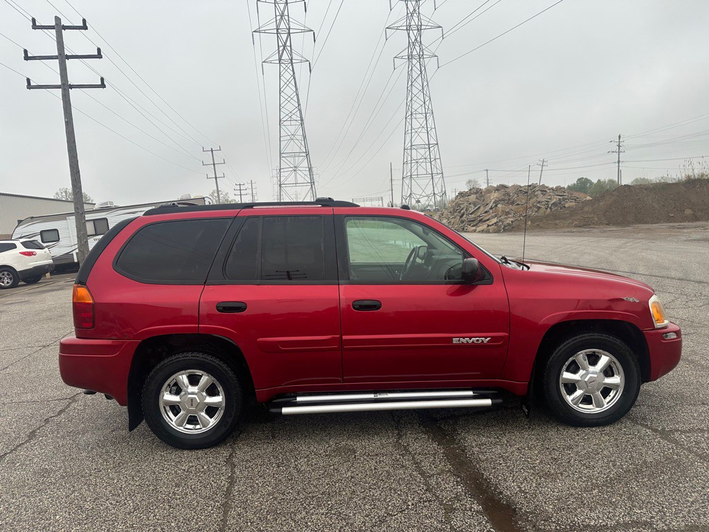 2005 GMC Envoy Image 5