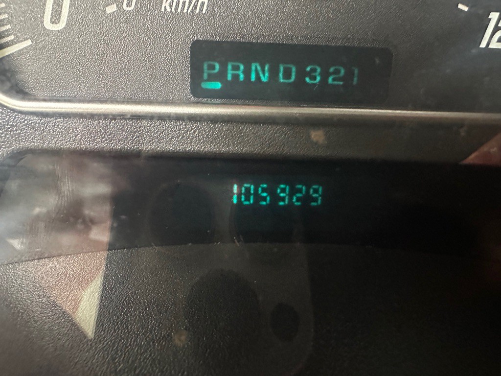 2005 GMC Envoy Image 14