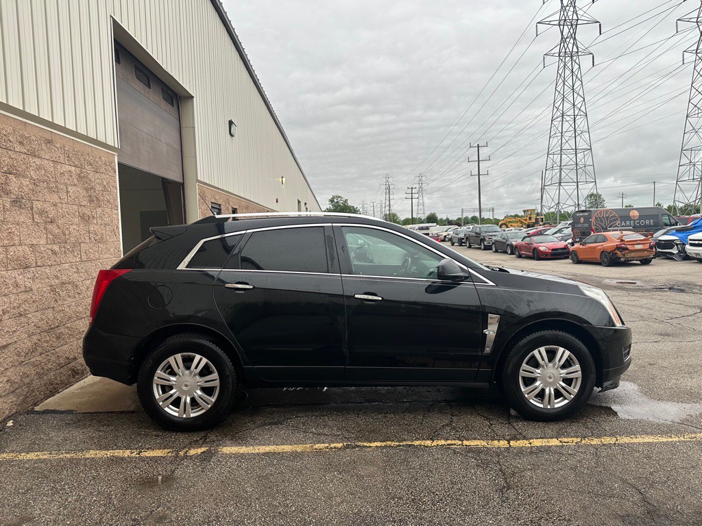 2010 Cadillac SRX Image 4