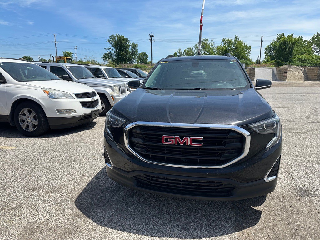 2018 GMC Terrain Image 2