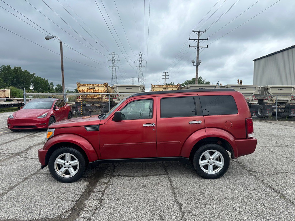 2007 Dodge Nitro Image 2