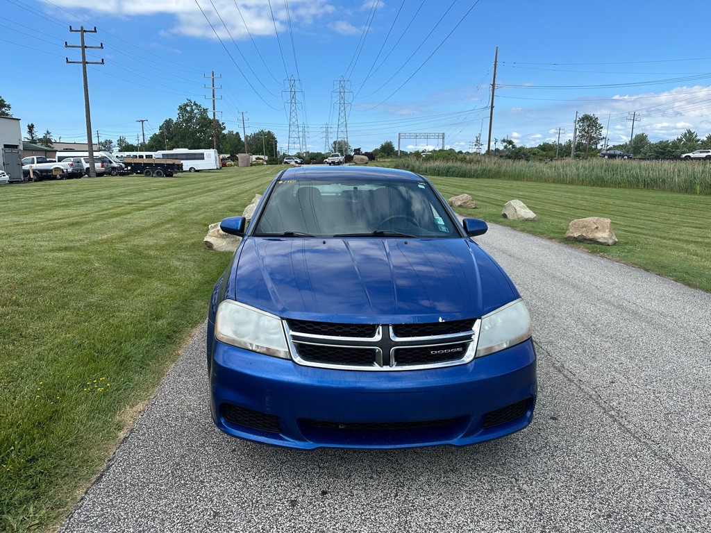 2012 Dodge Avenger Image 8