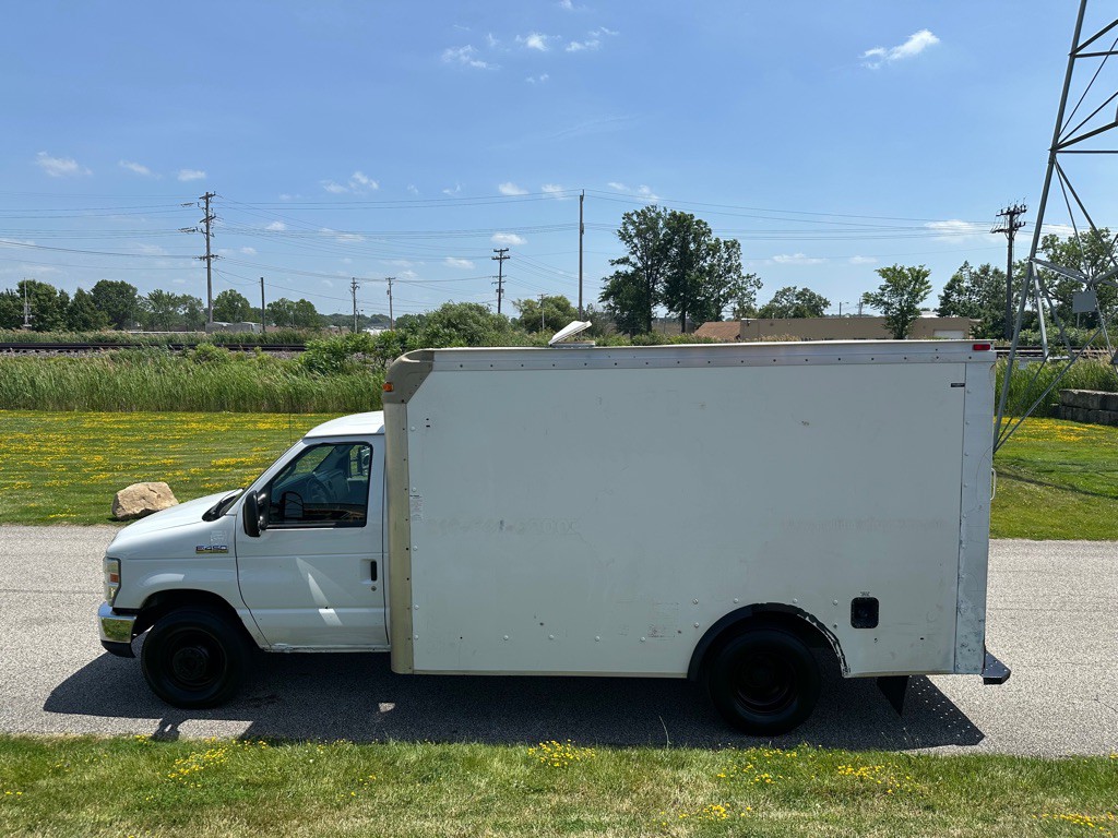 2013 Ford Econoline Image 4