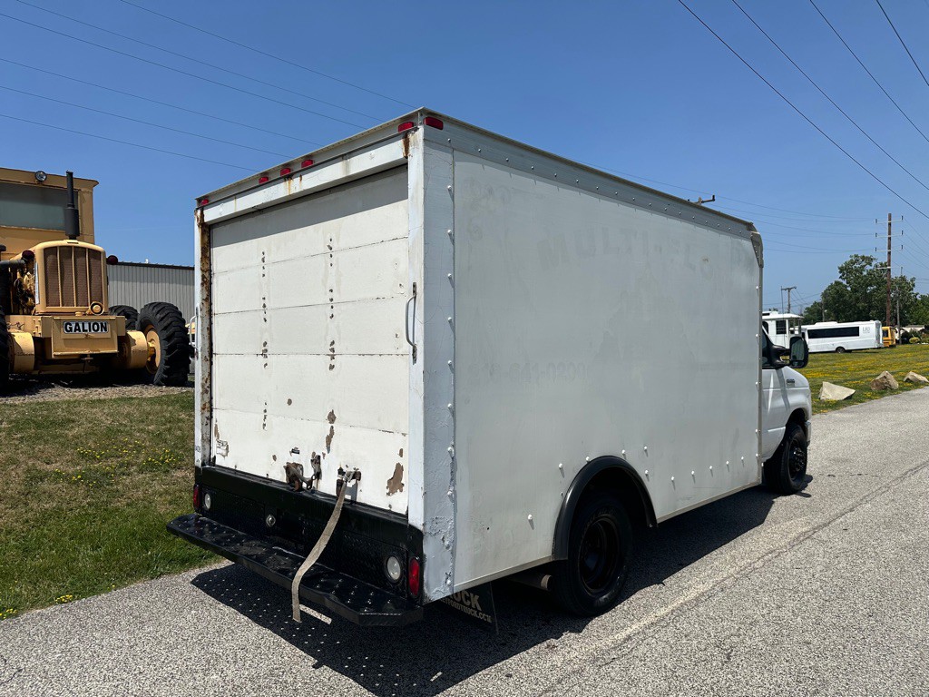 2013 Ford Econoline Image 7