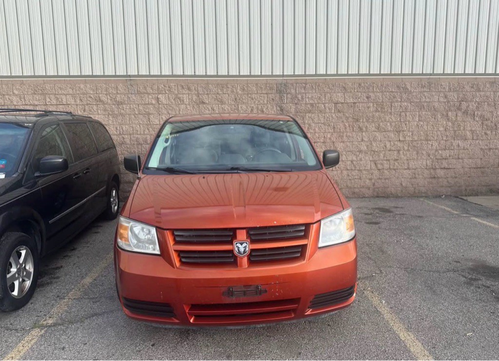 2008 Dodge Grand Caravan Image 3
