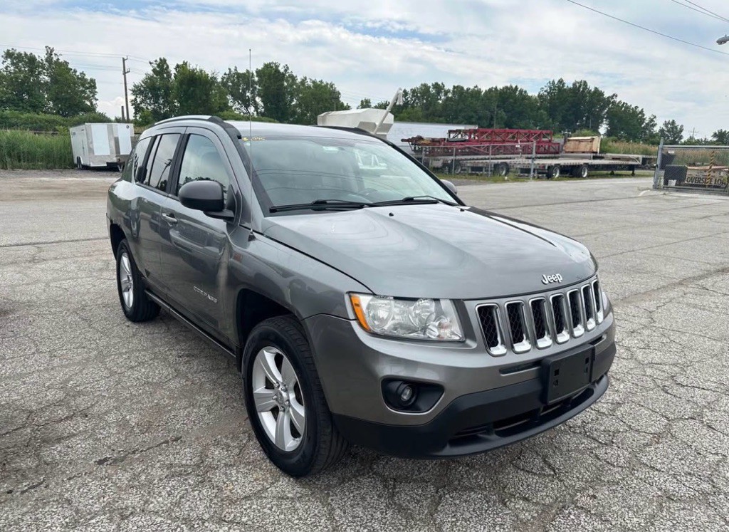2011 Jeep Compass Image 3