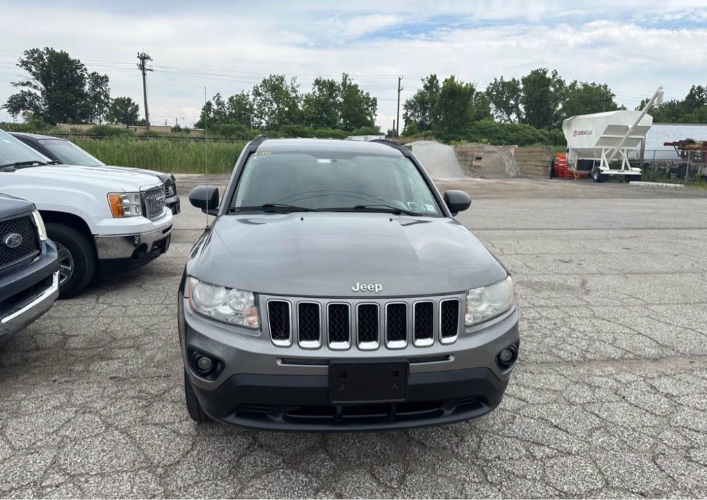 2011 Jeep Compass Image 4