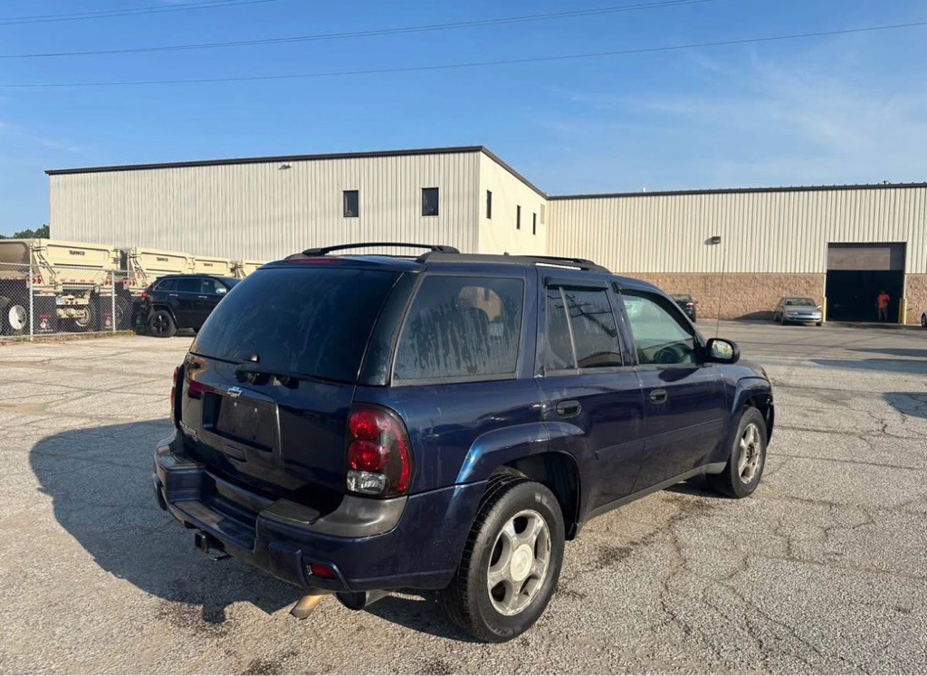 2007 Chevrolet Trailblazer Image 3