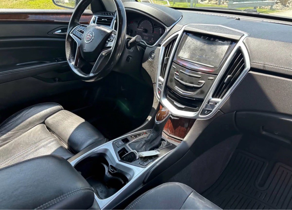 2015 Cadillac SRX Image 11