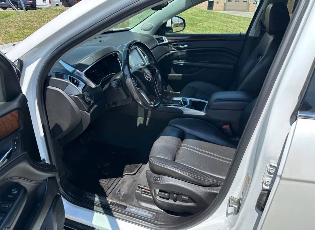 2015 Cadillac SRX Image 12