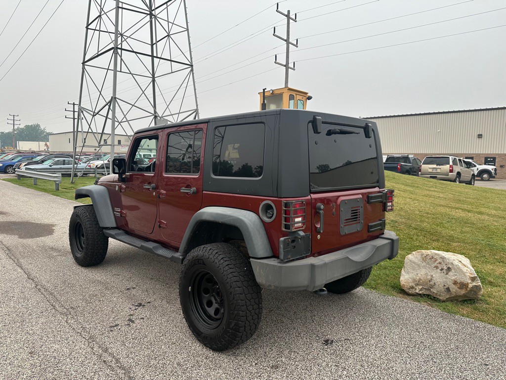 2010 Jeep Wrangler Unlimited Image 3