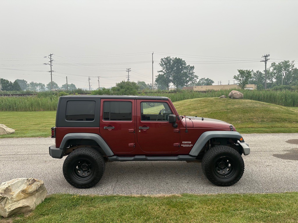 2010 Jeep Wrangler Unlimited Image 6