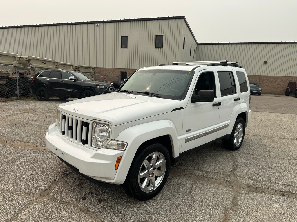2012 Jeep Liberty Image 1
