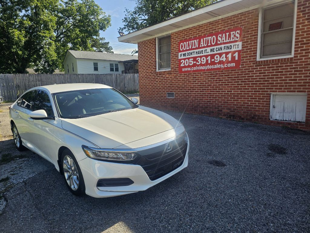 2019 Honda Accord Image 2