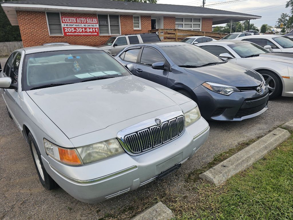 2000 Mercury Grand Marquis Image 1