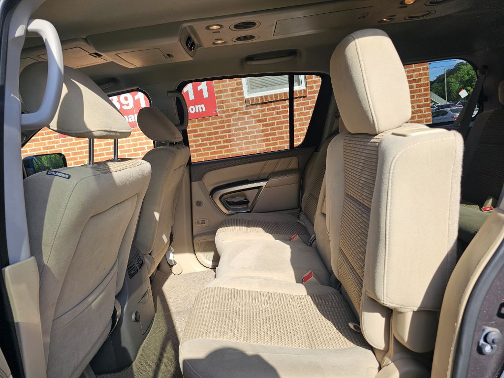 2015 Nissan Armada Image 6