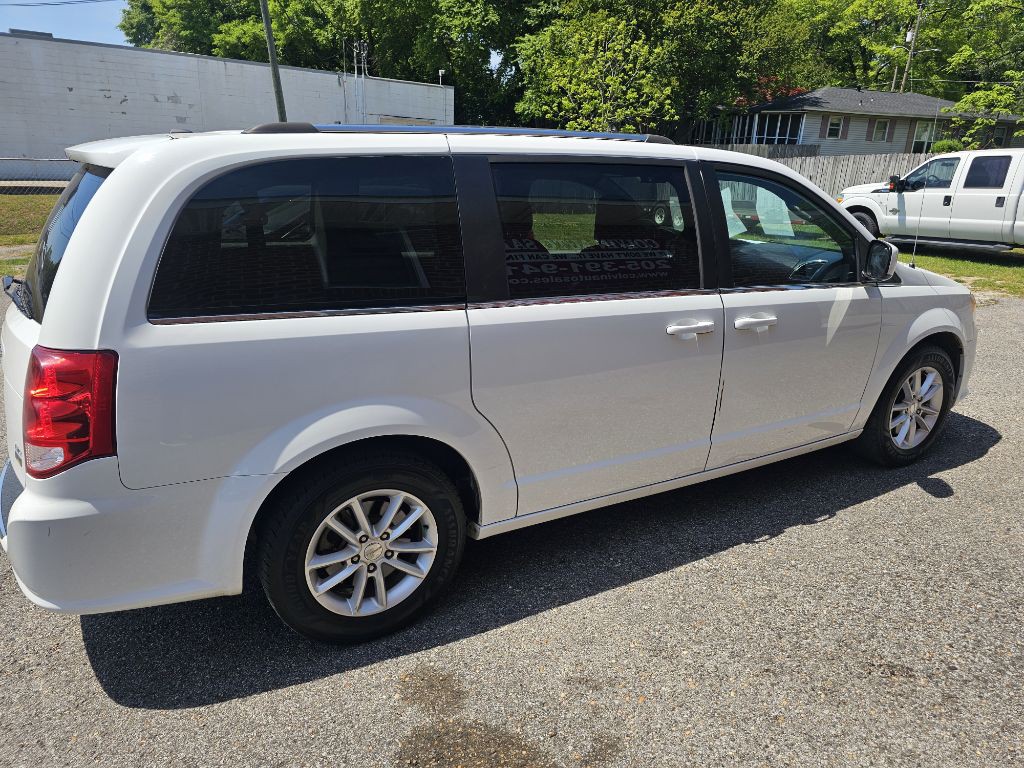 2019 Dodge Grand Caravan Image 2
