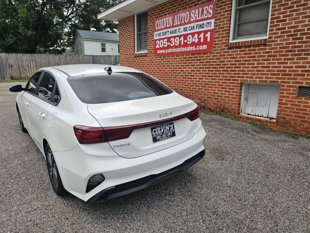 2023 Kia Forte Image 2
