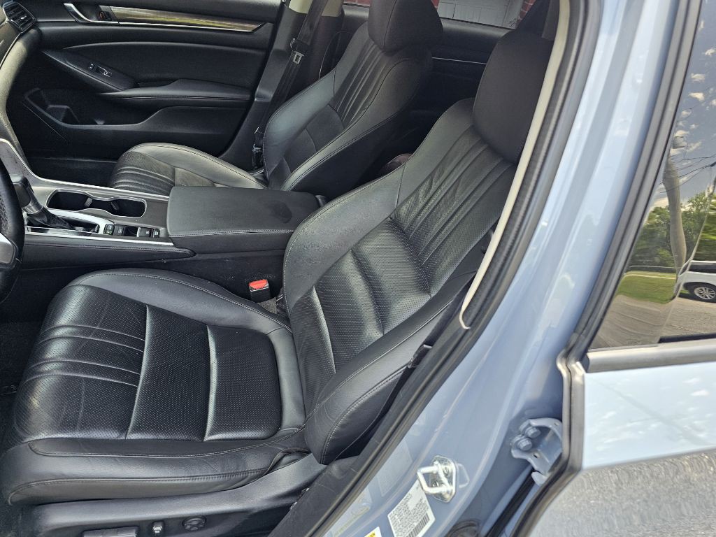 2022 Honda Accord Image 4