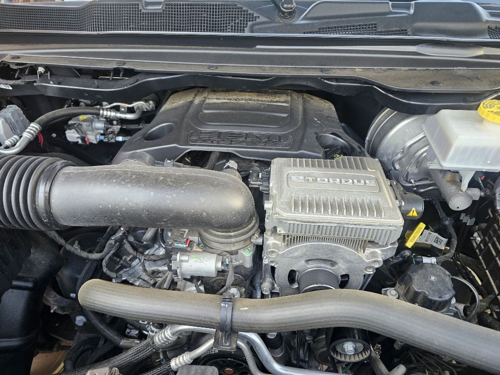 2024 RAM 1500 Image 8