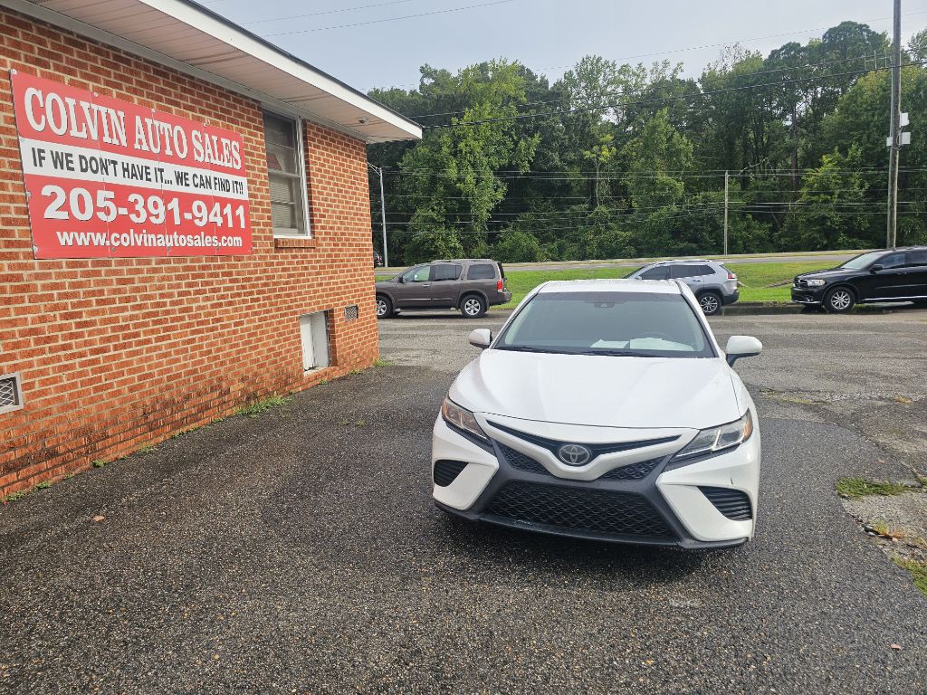 2018 Toyota Camry Image 2