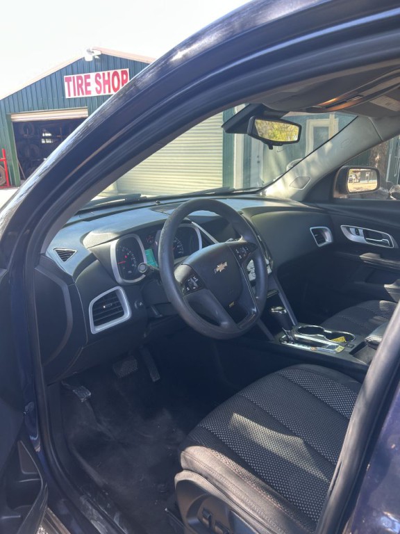 2017 Chevrolet Equinox Image 3