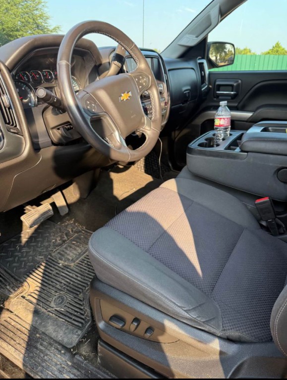 2018 Chevrolet Silverado 1500 Image 3