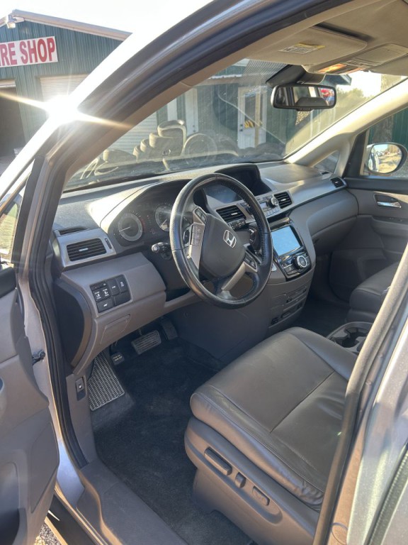 2016 Honda Odyssey Image 3