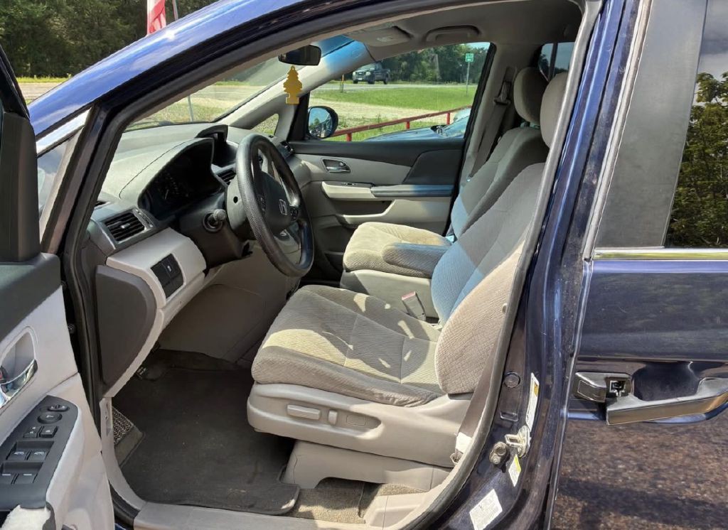 2015 Honda Odyssey Image 3