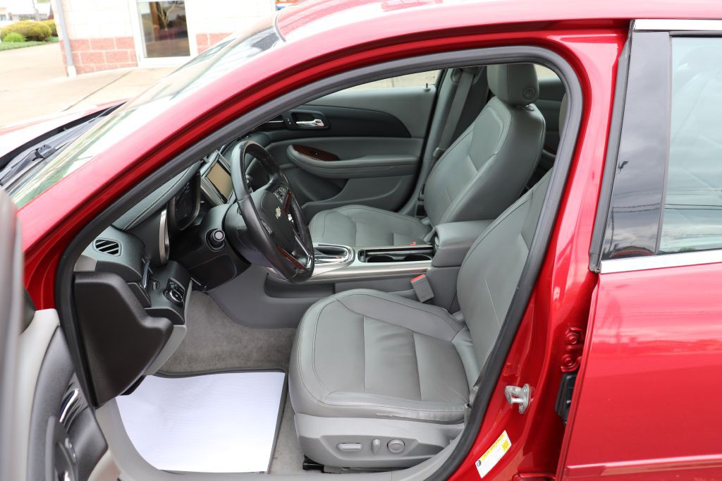 2013 Chevrolet Malibu Image 7