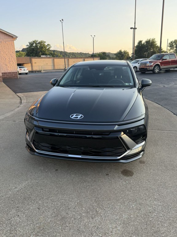 2026 Hyundai Sonata Image 3
