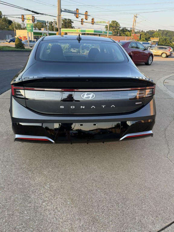 2026 Hyundai Sonata Image 4