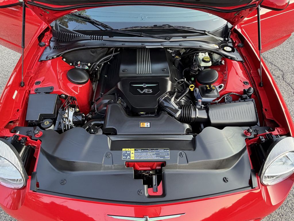 2004 Ford Thunderbird Image 24