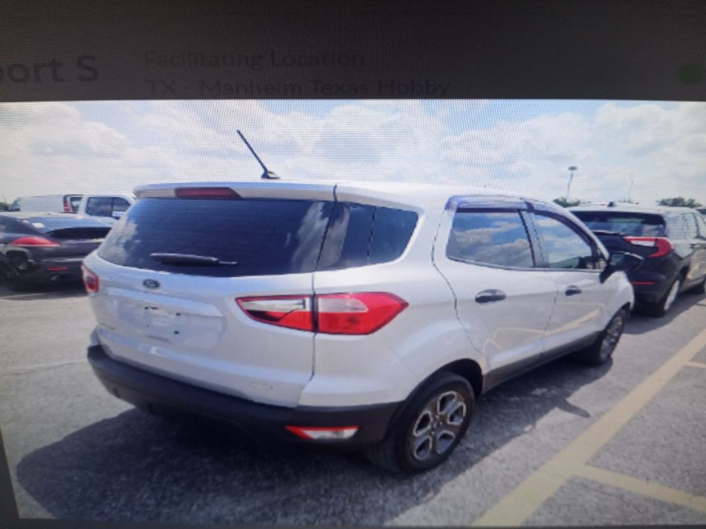 2018 Ford Econoline Image 2