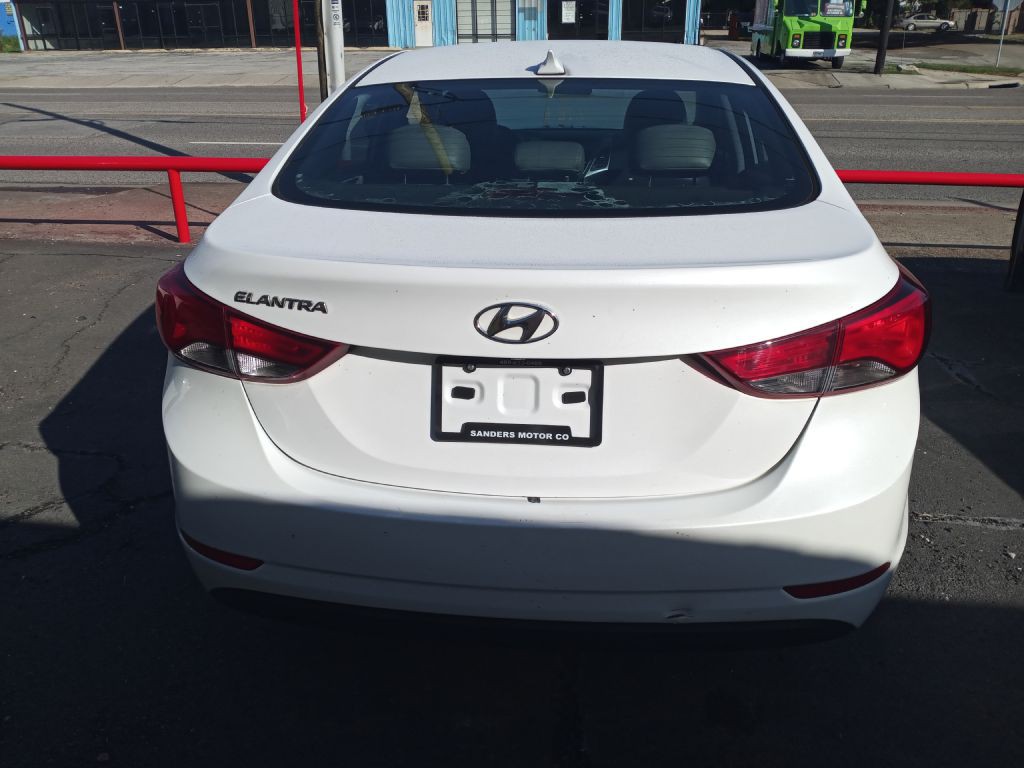 2016 Hyundai Elantra Image 6