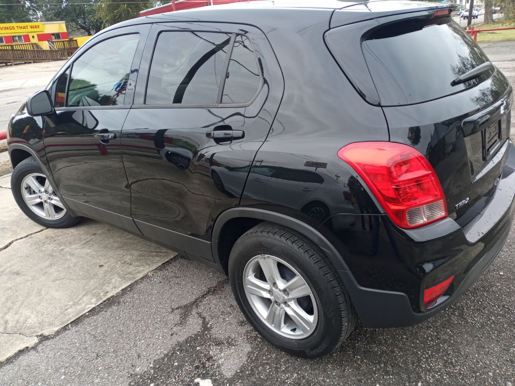 2019 Chevrolet Trax Image 2