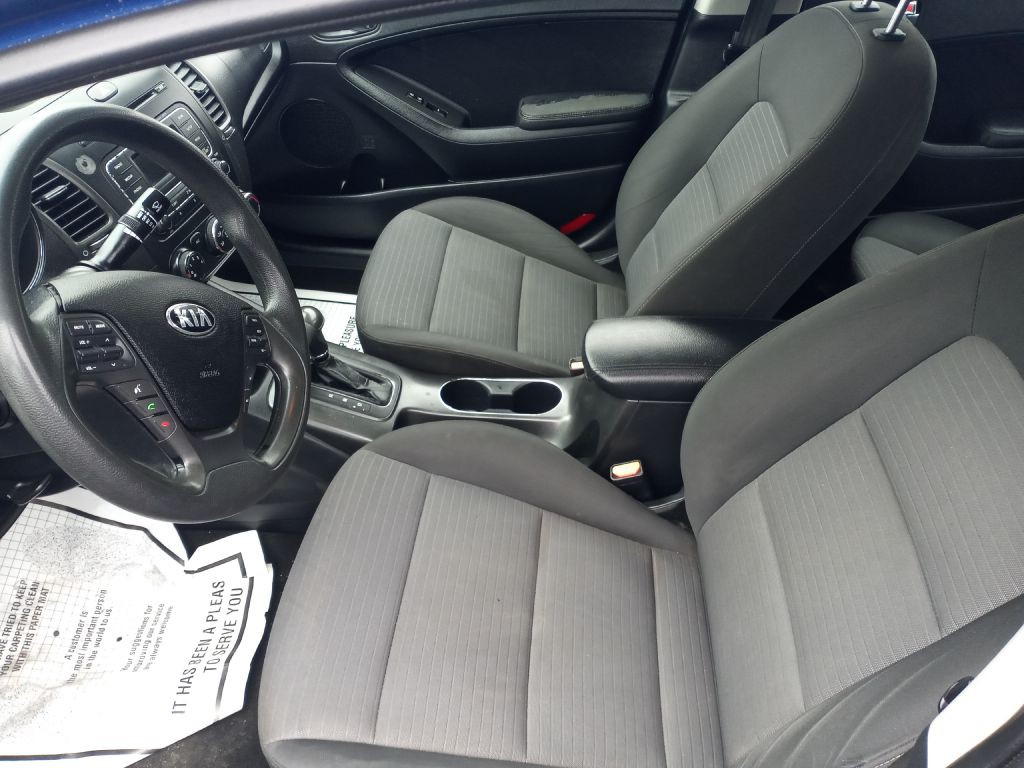 2015 Kia Forte Image 2