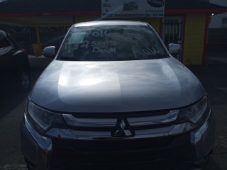 Image for 2016 Mitsubishi Outlander SE ID: 7139867