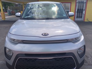 Image for 2020 Kia Soul LX ID: 7304949