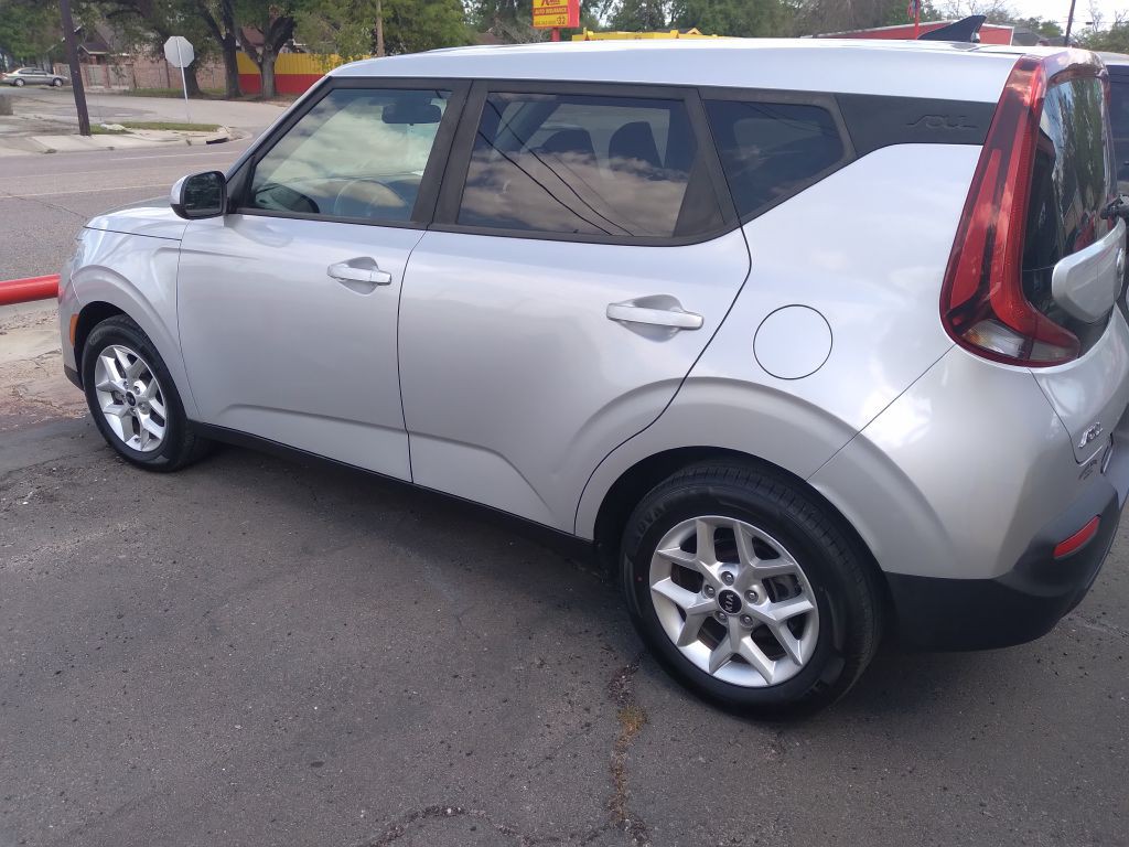 2020 Kia Soul Image 4