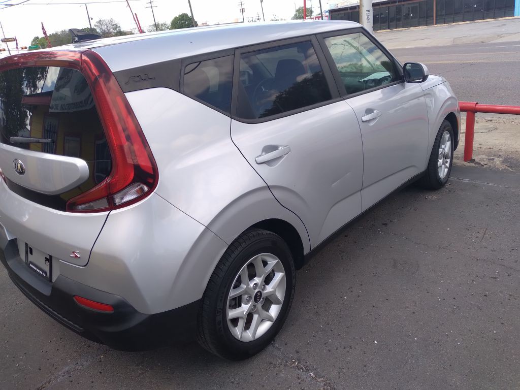 2020 Kia Soul Image 7