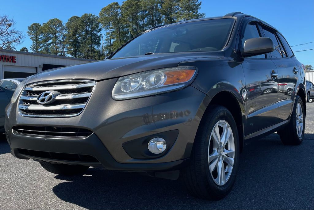 2012 Hyundai Santa Fe Image 1