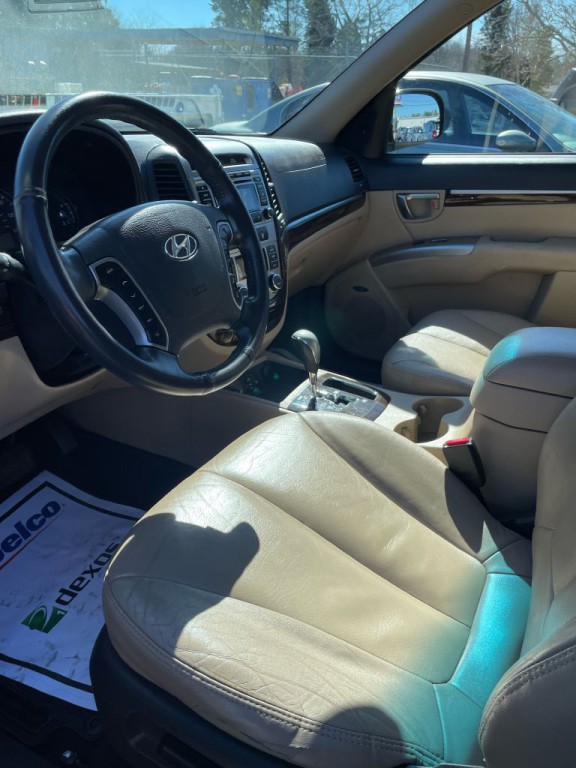 2012 Hyundai Santa Fe Image 5