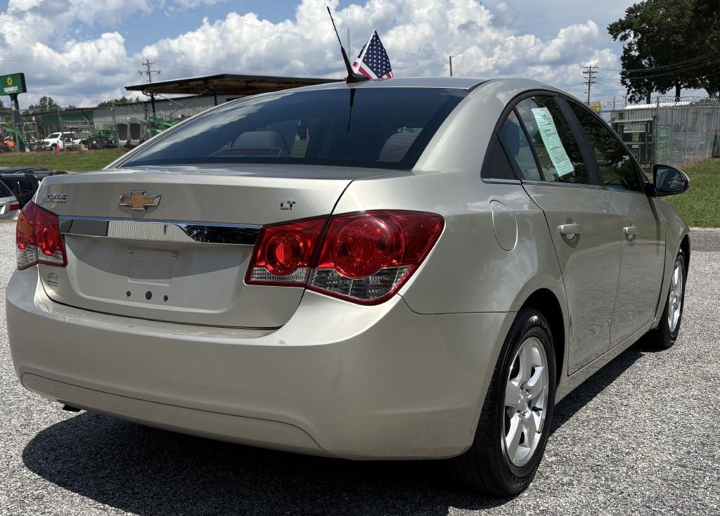 2013 Chevrolet Cruze Image 3