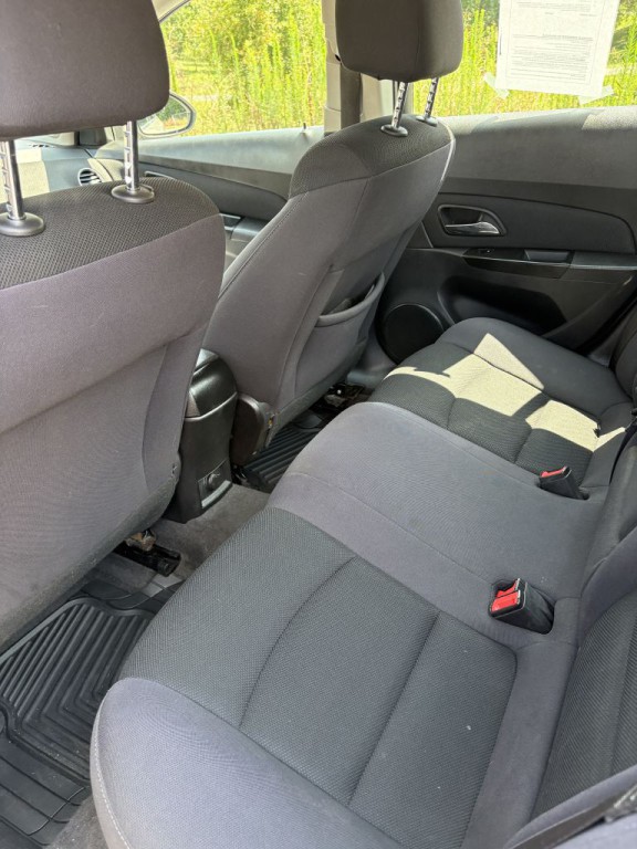2013 Chevrolet Cruze Image 6