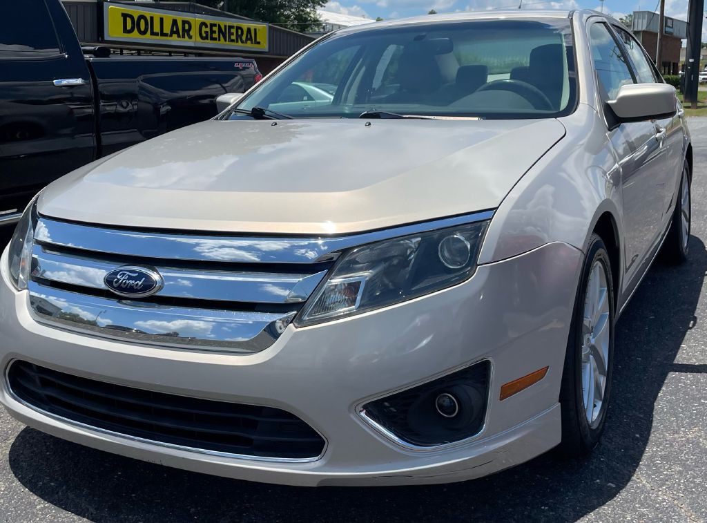 2010 Ford Fusion Image 1