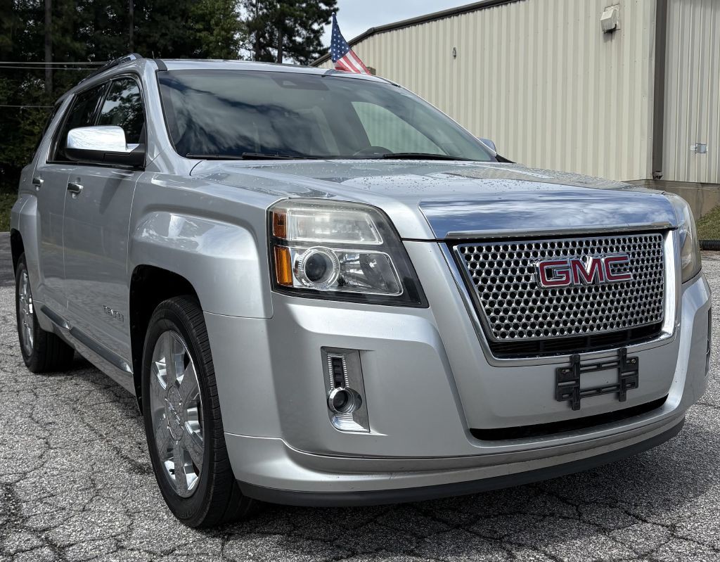 2013 GMC Terrain Image 2