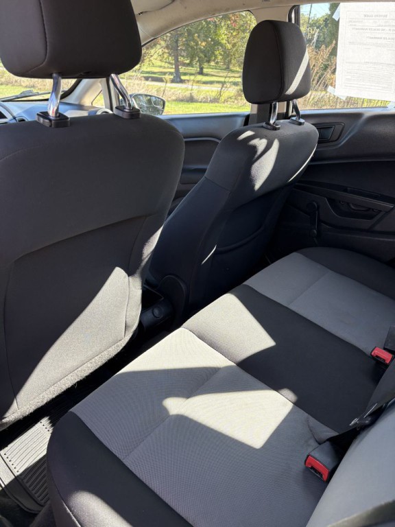 2018 Ford Fiesta Image 6